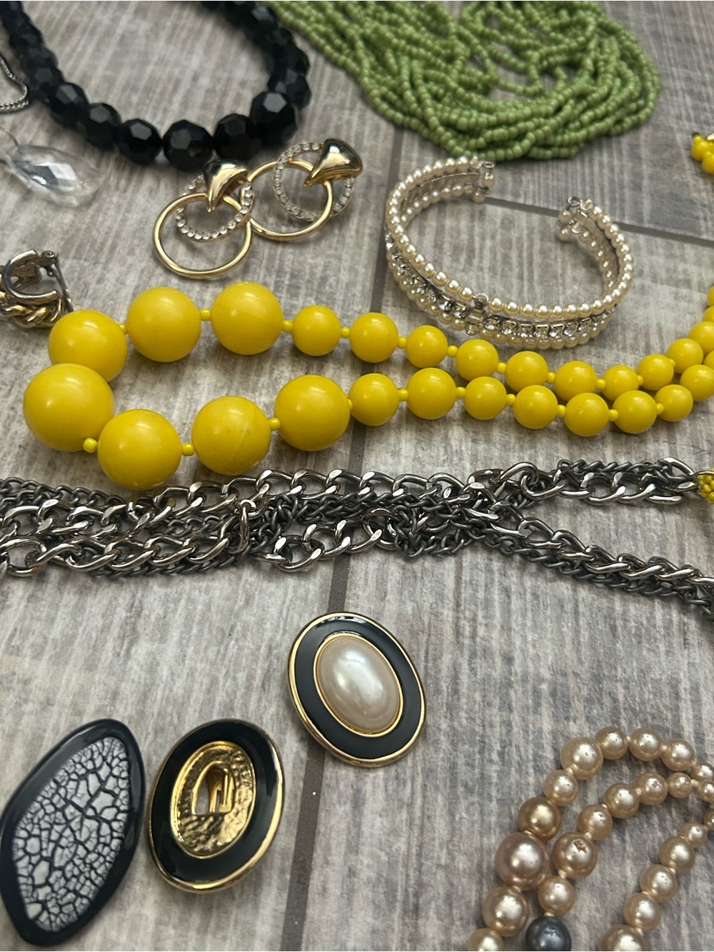 Craft/wearable jewelry lot 3lbs - Picture 13 of 15
